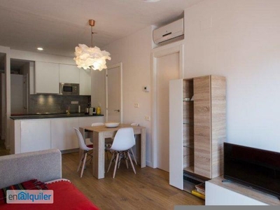 Moderno apartamento de 2 dormitorios en alquiler en Esplugues de Llobregat