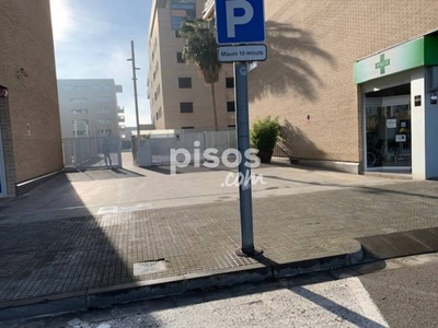 Piso en alquiler en Carrer Pla de Salt, 13 en Centre por 1.000 €/mes