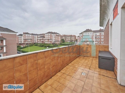 Piso en alquiler en Gijón de 93 m2