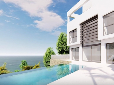 Villa con terreno en venta en la Avinguda d'Europa' Villajoyosa
