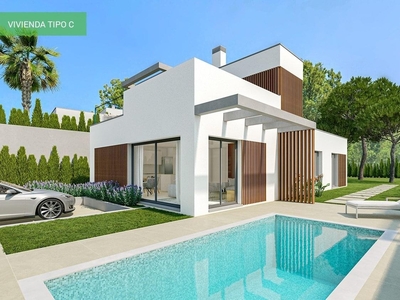Villa con terreno en venta en la Avinguda Marina Baixa' la Cala de Finestrat
