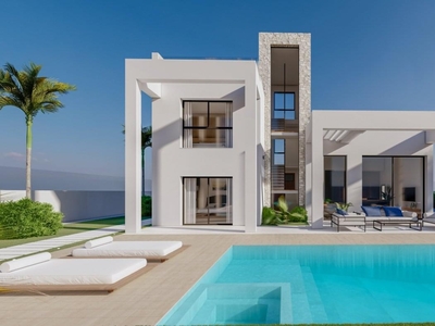 Villa con terreno en venta en la Carrer Ecuador' Finestrat