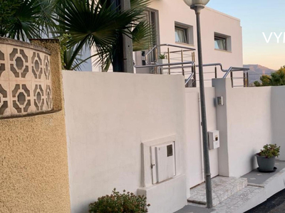Villa con terreno en venta en la Carrer Hércules' Alfaz del Pi