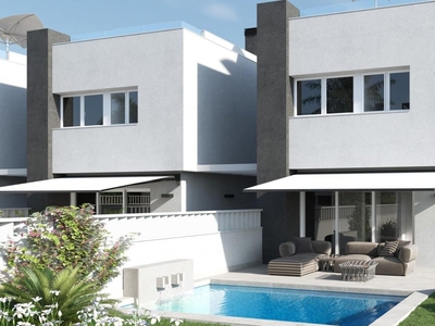 Villa con terreno en venta en la CV-925' Pilar de la Horadada