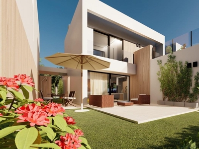 Villa con terreno en venta en la Mar Menor Golf Resort' Torre-Pacheco