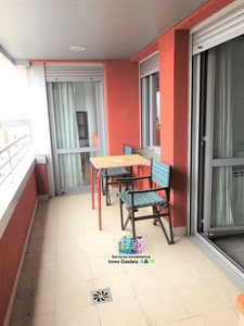 Alquiler de piso en Salburua de 3 habitaciones con terraza y muebles