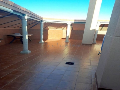 Ático en venta en Manzanares de 4 habitaciones con terraza y garaje