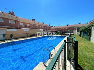 Chalet adosado en venta en San Félix-El Legario