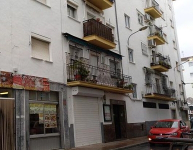 Local en venta en Ronda de 90 m²