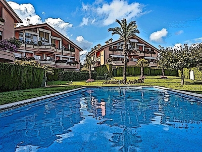 Piso en venta en calle Enric Morera de 1 habitación con terraza y piscina