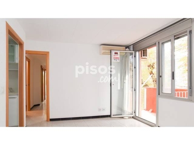 Piso en venta en Carrer de Rodes