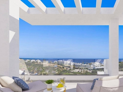 Piso en venta en Guadalobón, Estepona, Málaga