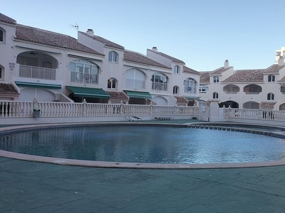 Piso en venta en Playa del Esparto-Veneziola de 1 habitación con terraza y piscina
