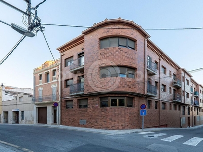 Venta de dúplex en Constantí de 3 habitaciones con terraza y balcón