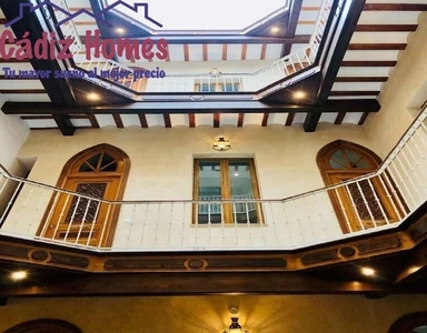 Venta de piso en Centro Histórico - Plaza España de 3 habitaciones con terraza y aire acondicionado