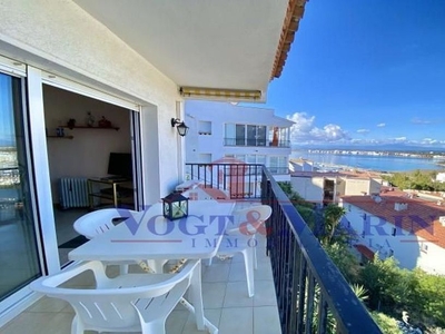 Venta de piso en Port Esportiu - Puig Rom - Canyelles de 2 habitaciones con terraza y garaje