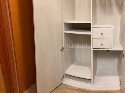 Alquiler estudio amueblado con ascensor y aire acondicionado en Sevilla