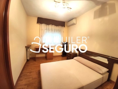 Alquiler piso c/ villacarlos en Casco Histórico de Vicálvaro Madrid