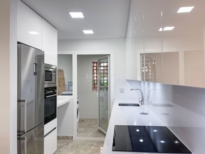 Alquiler piso con 2 habitaciones amueblado con ascensor, parking, piscina y aire acondicionado en Marbella