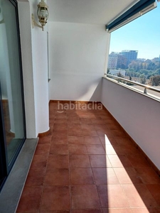 Alquiler piso con 3 habitaciones con ascensor, parking y aire acondicionado en Valencia