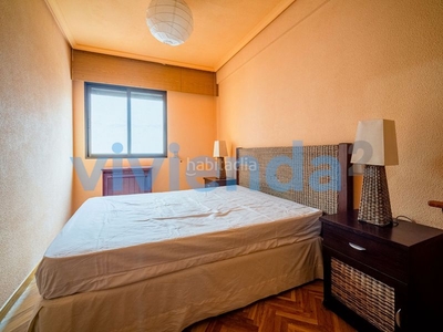 Alquiler piso en Bellas Vistas, 46 m2, 1 dormitorios, 1 baños, 800 euros en Madrid