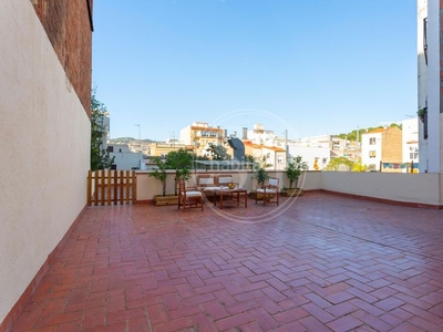 Alquiler piso espléndido de temporada de 1 a 11 meses en Horta en Barcelona