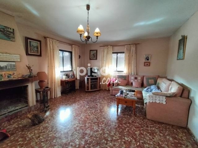 Casa unifamiliar en venta en El Romeral-Santa Amalia