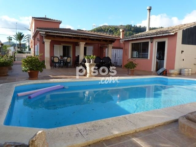 Chalet en venta en Bunyola en Bunyola por 585.000 €