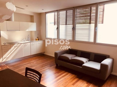 Piso en alquiler en Raval de Fora en Can Roqueta por 750 €/mes