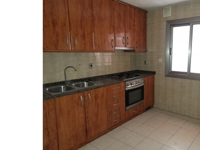 PISO EN VENTA EN ESPLUGUES DE LLOBREGAT - CAN VIDALET