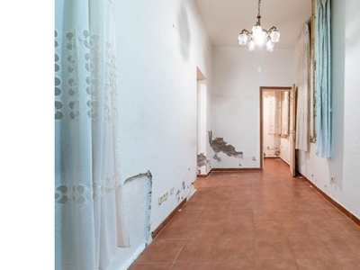 Acogedor piso en venta Huertas-Cortes