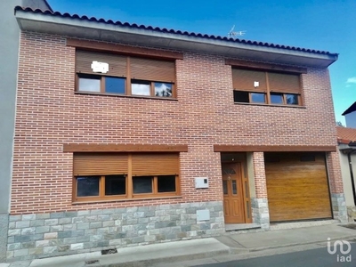 Casa 3 habitaciones de 208 m² en Vilecha (24192)