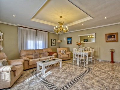 Casa 3 habitaciones de 240 m² en Tomelloso (13700)