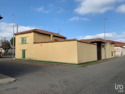 Casa 5 habitaciones de 411 m² en Banuncias (24251)