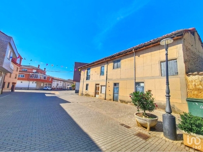 Casa 7 habitaciones de 300 m² en Villares de Órbigo (24288)