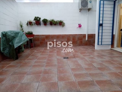 Casa adosada en venta en Pilas