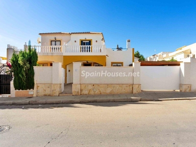 Casa en venta en Los Balcones - Los Altos del Edén, Torrevieja