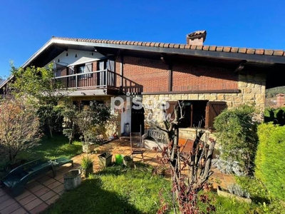 Chalet adosado en venta en Sámano