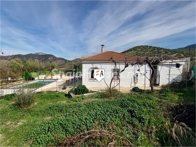 Chalet en venta en Sabariego