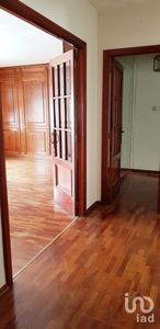 Piso 2 habitaciones de 110 m² en León (24004)