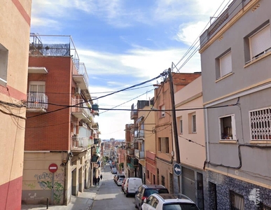 Piso en venta en Calle Pintor Rosales, 2º, 08913, Badalona (Barcelona)