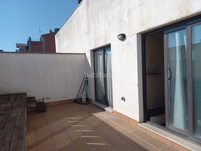 Alquiler apartamento de 1 habitacion, cocina independiente, suelos de parquet, terraza con vistas a rambla de aragon, aire acondicionado y calefaccion electrica en Lleida