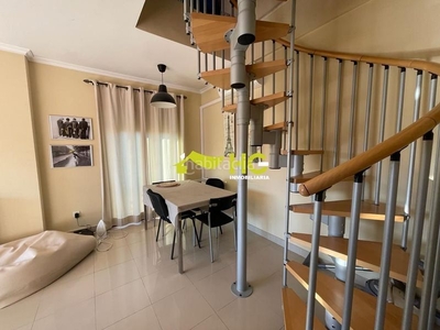 Alquiler ático atico en alquiler en casco urbano, 2 dormitorios. en Villaviciosa de Odón