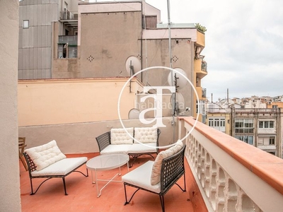 Alquiler ático de alquiler temporal de 1 habitación con fabulosa terraza privada en paseo sant joan en Barcelona