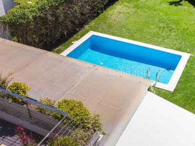 Alquiler casa en calle can calella 24 casa con 5 habitaciones con piscina, calefacción y aire acondicionado en Sant Vicenç de Montalt