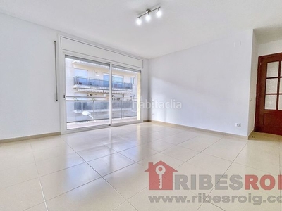 Alquiler dúplex de 3 hab, 2 baños y 30 m2 de terraza en Sant Pere de Ribes