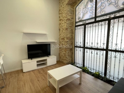 Alquiler estudio en carrer d'apodaca 28 estudio amueblado con calefacción y aire acondicionado en Tarragona