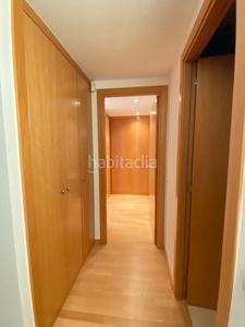 Alquiler piso con 3 habitaciones con ascensor y aire acondicionado en Sabadell