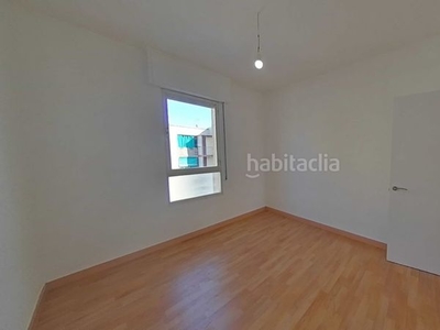 Alquiler piso quinto con 3 habitaciones en Espronceda Sabadell