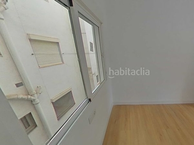 Alquiler piso tercero con 3 habitaciones en Espronceda Sabadell